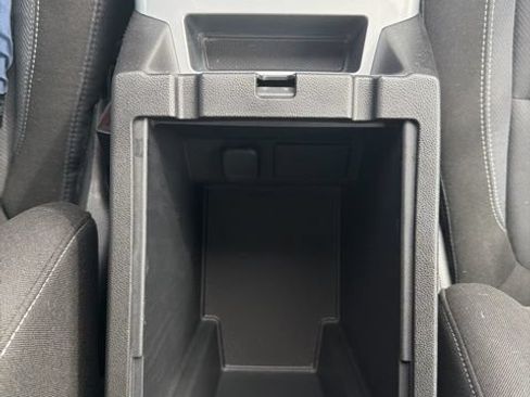 Used 2024 Chevrolet Blazer LT w/ Convenience Package FWD image 19