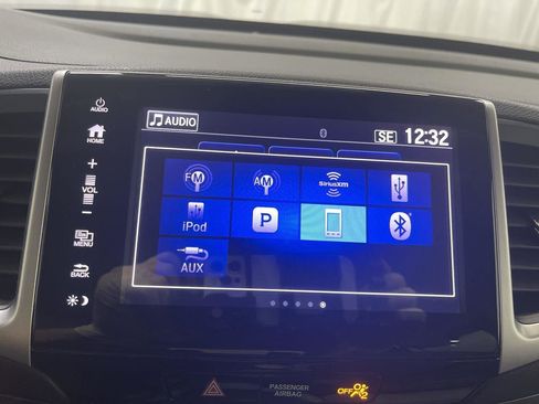 Used 2018 Honda Pilot EX image 16