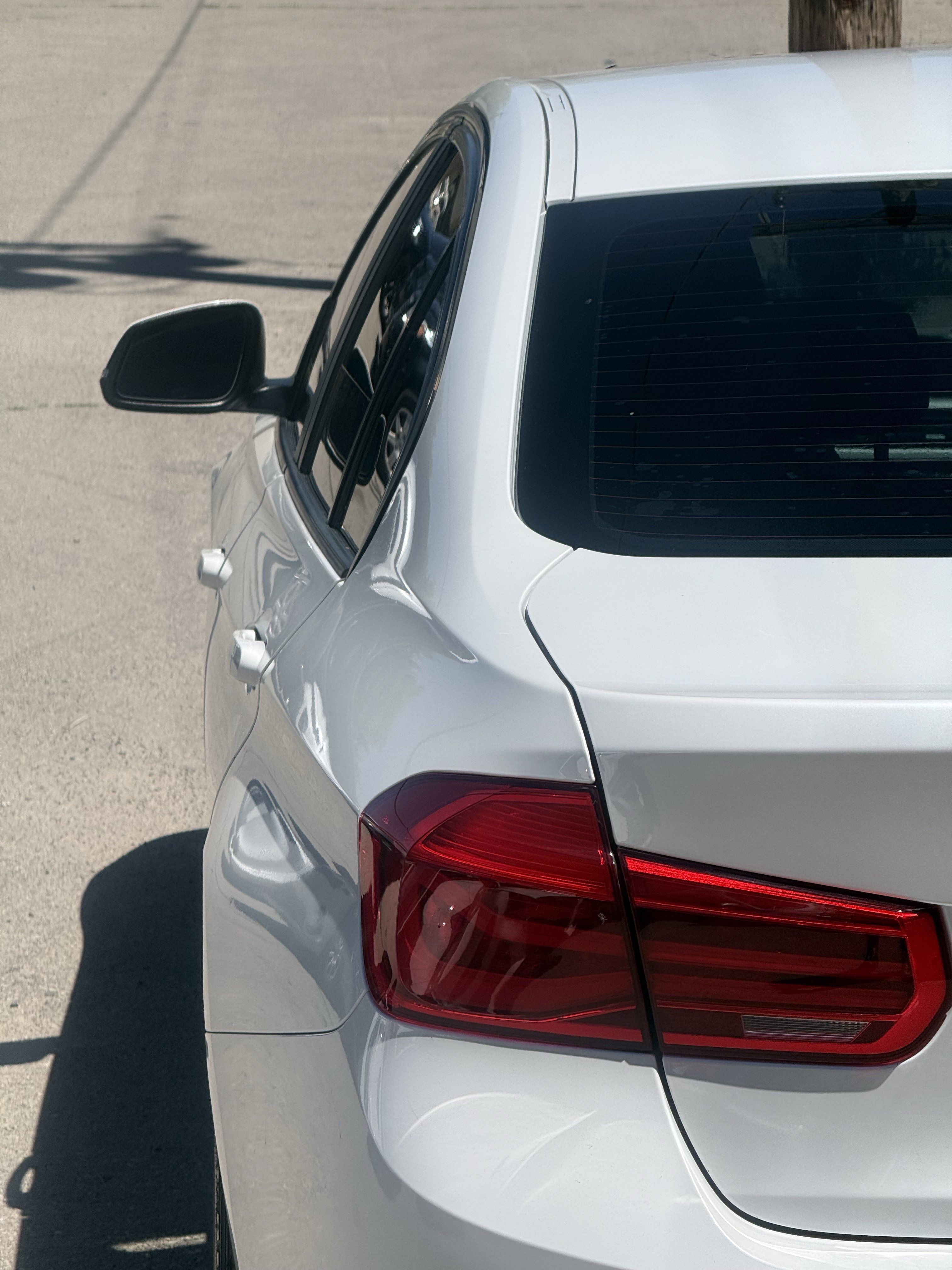 Used 2018 BMW 320i Sedan RWD image 21