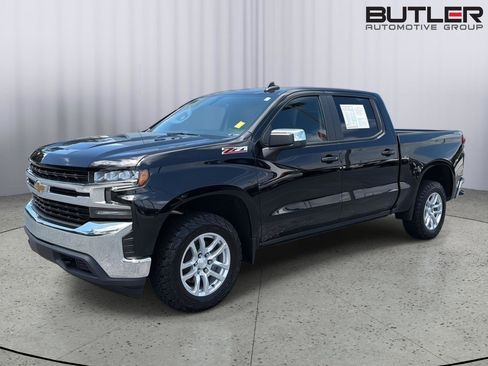Used 2021 Chevrolet Silverado 1500 LT AWD/4WD image 2