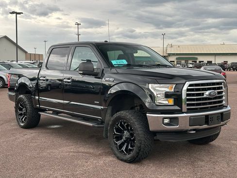 Used 2016 Ford F150 XLT w/ Equipment Group 302A Luxury AWD/4WD image 7