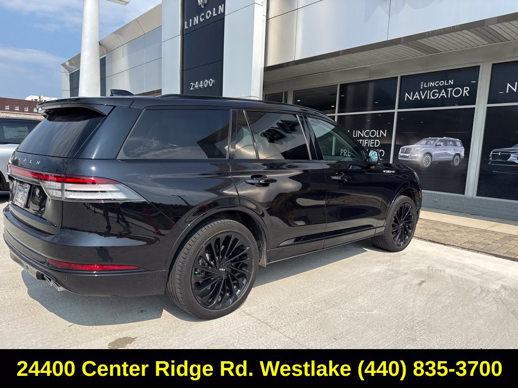 Used 2025 Lincoln Aviator Reserve w/ Jet Appearance Package AWD/4WD image 6