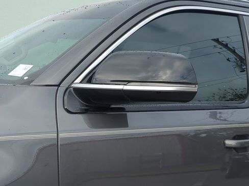 Used 2023 Jeep Wagoneer Series III w/ Preferred Equipment Group image 29