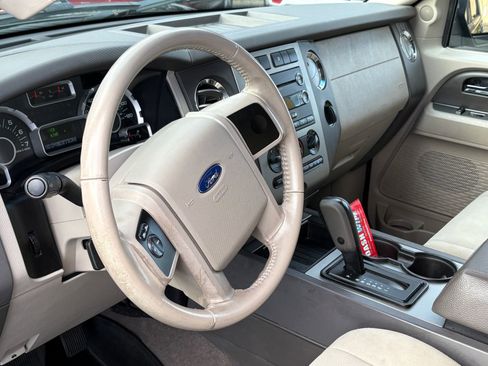 Used 2014 Ford Expedition EL XL image 23
