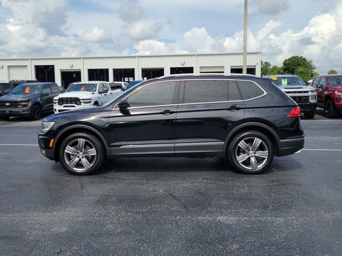 Used 2021 Volkswagen Tiguan SEL w/ 3rd Row Seat Package AWD/4WD image 6