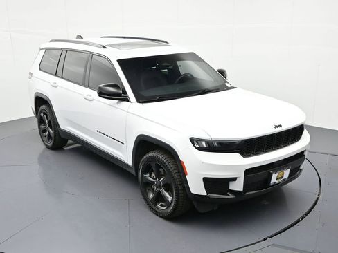 Used 2023 Jeep Grand Cherokee L Laredo AWD/4WD image 24