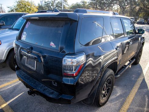 Used 2021 Toyota 4Runner SR5 image 8