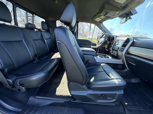 Used 2021 Ford F350 Lariat w/ Lariat Value Package image 12