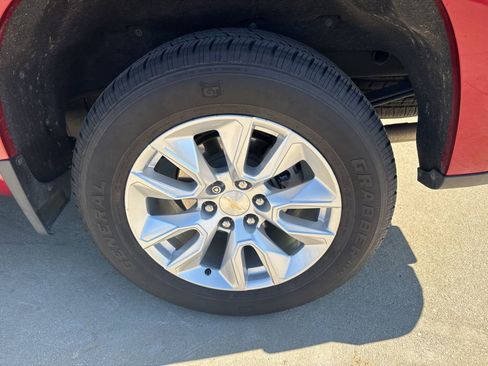 Used 2021 Chevrolet Silverado 1500 Custom AWD/4WD image 10