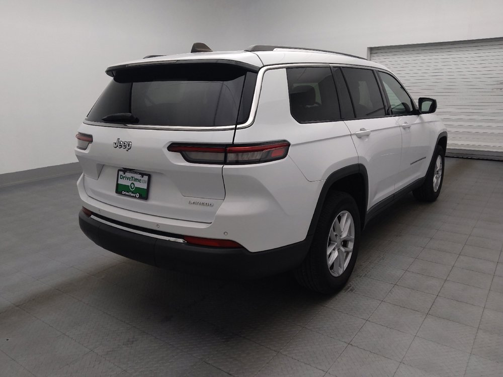 Used 2023 Jeep Grand Cherokee L Laredo RWD image 9