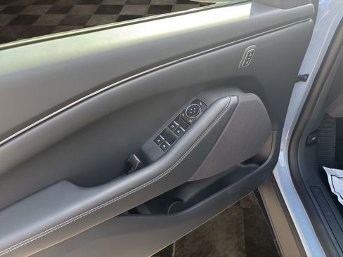 New 2026 Ford Mustang Mach-E Select image 18