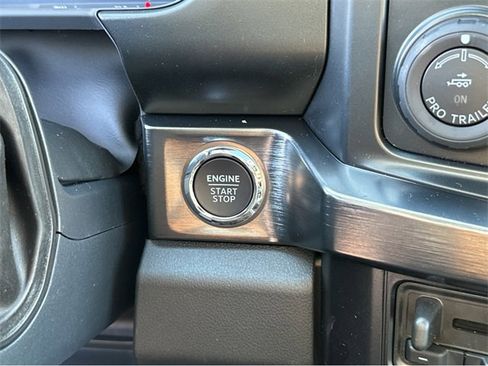 New 2025 Ford F250 Lariat w/ Lariat Ultimate Package image 27