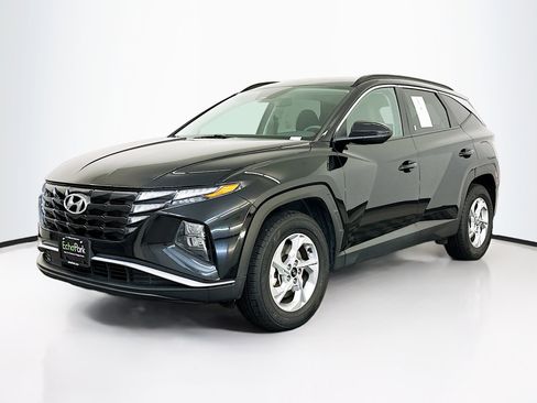 Used 2024 Hyundai Tucson SEL image 3