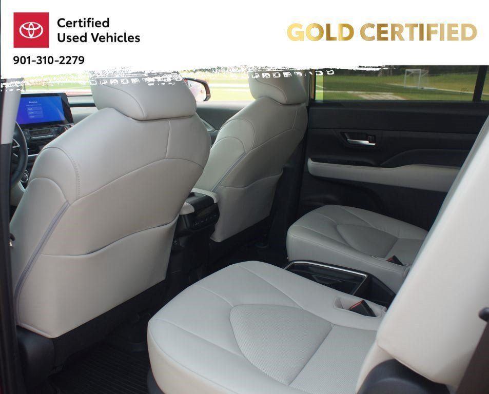 Used 2026 Toyota Grand Highlander AWD Hybrid image 15