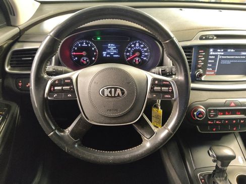 Used 2019 Kia Sorento FWD w/ LX Convenience Package image 22