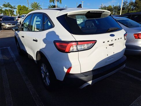 Used 2021 Ford Escape S image 10