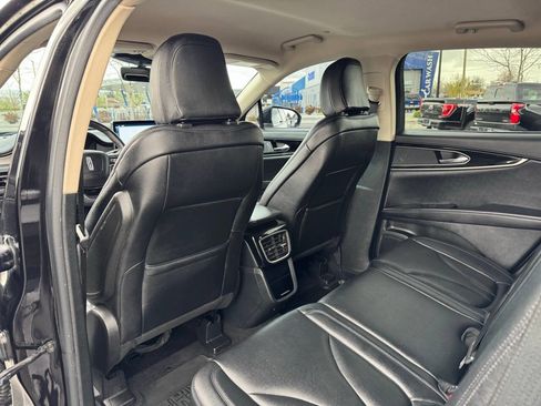 Used 2023 Lincoln Nautilus AWD w/ Premium Package image 30