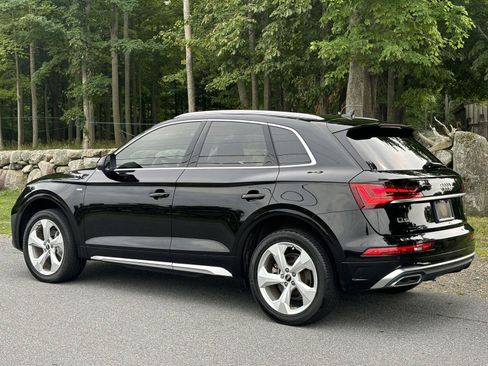 Used 2023 Audi Q5 2.0T Premium Plus w/ Premium Plus Package AWD/4WD image 14