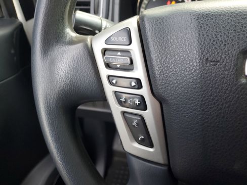 Used 2019 Nissan Titan S w/ S Utility Package image 21