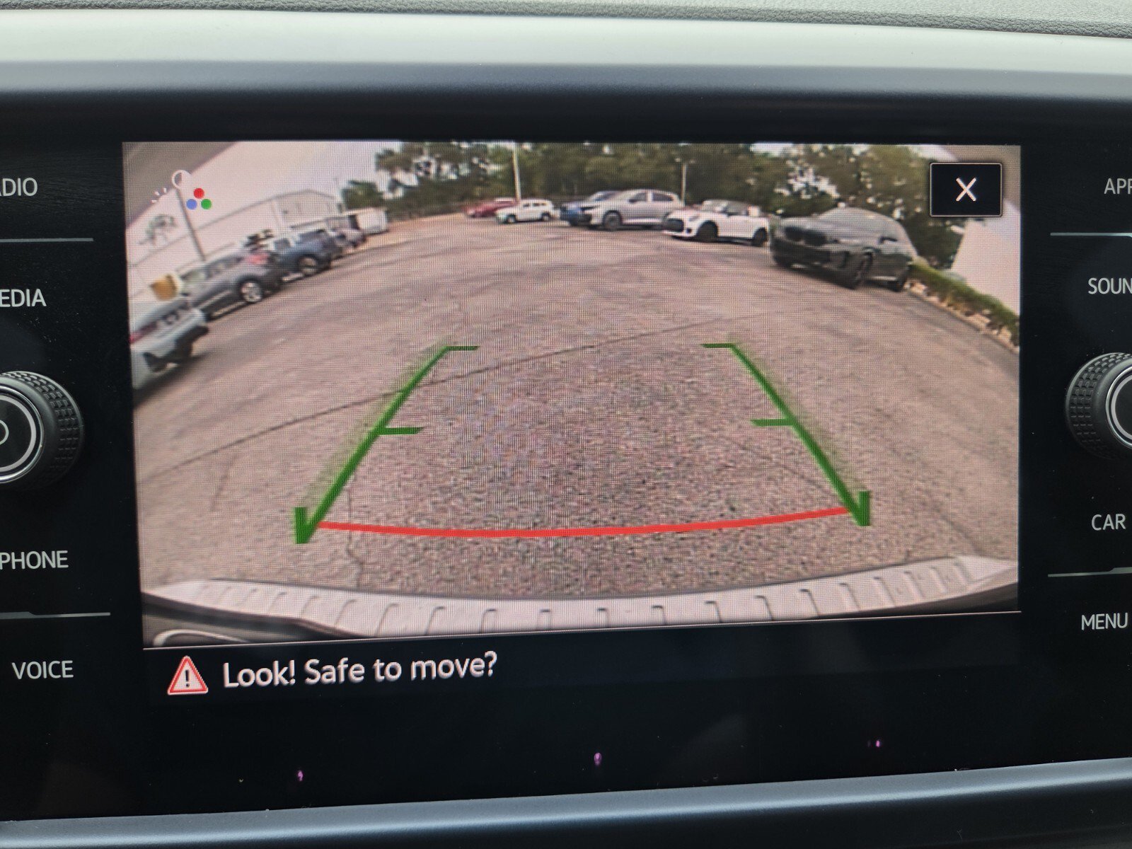 Used 2024 Volkswagen Taos SE FWD image 23