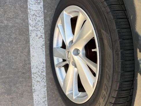 Used 2015 Nissan Altima 2.5 SL w/ Technology Package FWD image 40