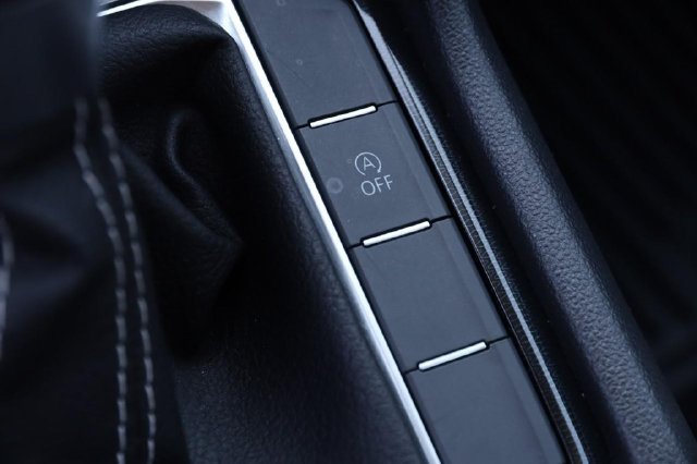Used 2025 Volkswagen Taos S FWD image 19