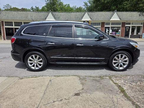 Used 2013 Buick Enclave Premium w/ Trailering Provision Package FWD image 33