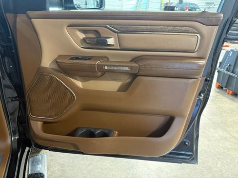 Used 2019 RAM 1500 Limited AWD/4WD image 7
