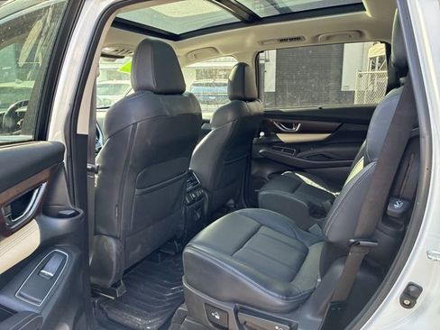 Used 2022 Subaru Ascent Touring image 8