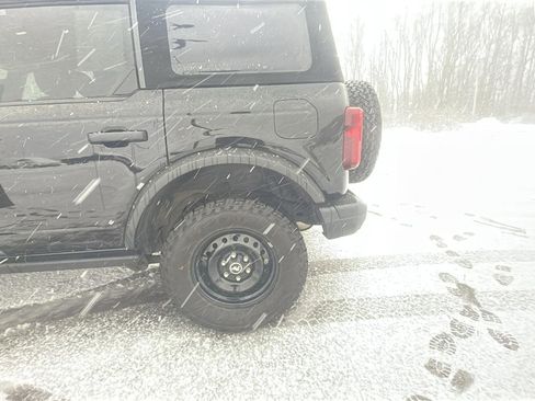 Used 2022 Ford Bronco Black Diamond image 25