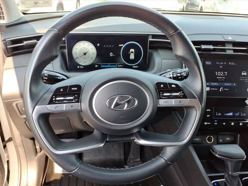 Used 2022 Hyundai Tucson SEL w/ Convenience + Premium Package AWD/4WD image 16