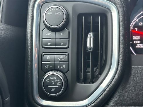 Used 2021 Chevrolet Silverado 1500 LT Trail Boss w/ Convenience Package II image 30