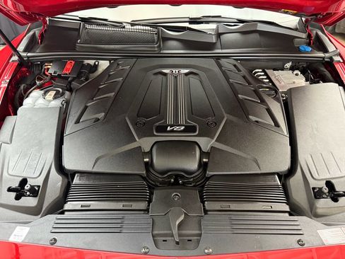 Used 2019 Bentley Bentayga image 33