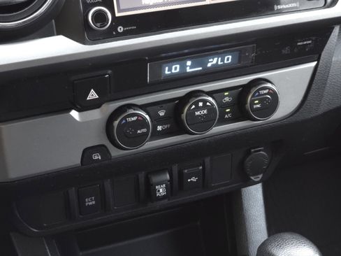 Used 2021 Toyota Tacoma SR5 image 15