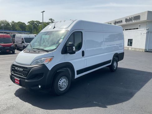 New 2025 RAM ProMaster 3500 w/ Convenience Group image 3