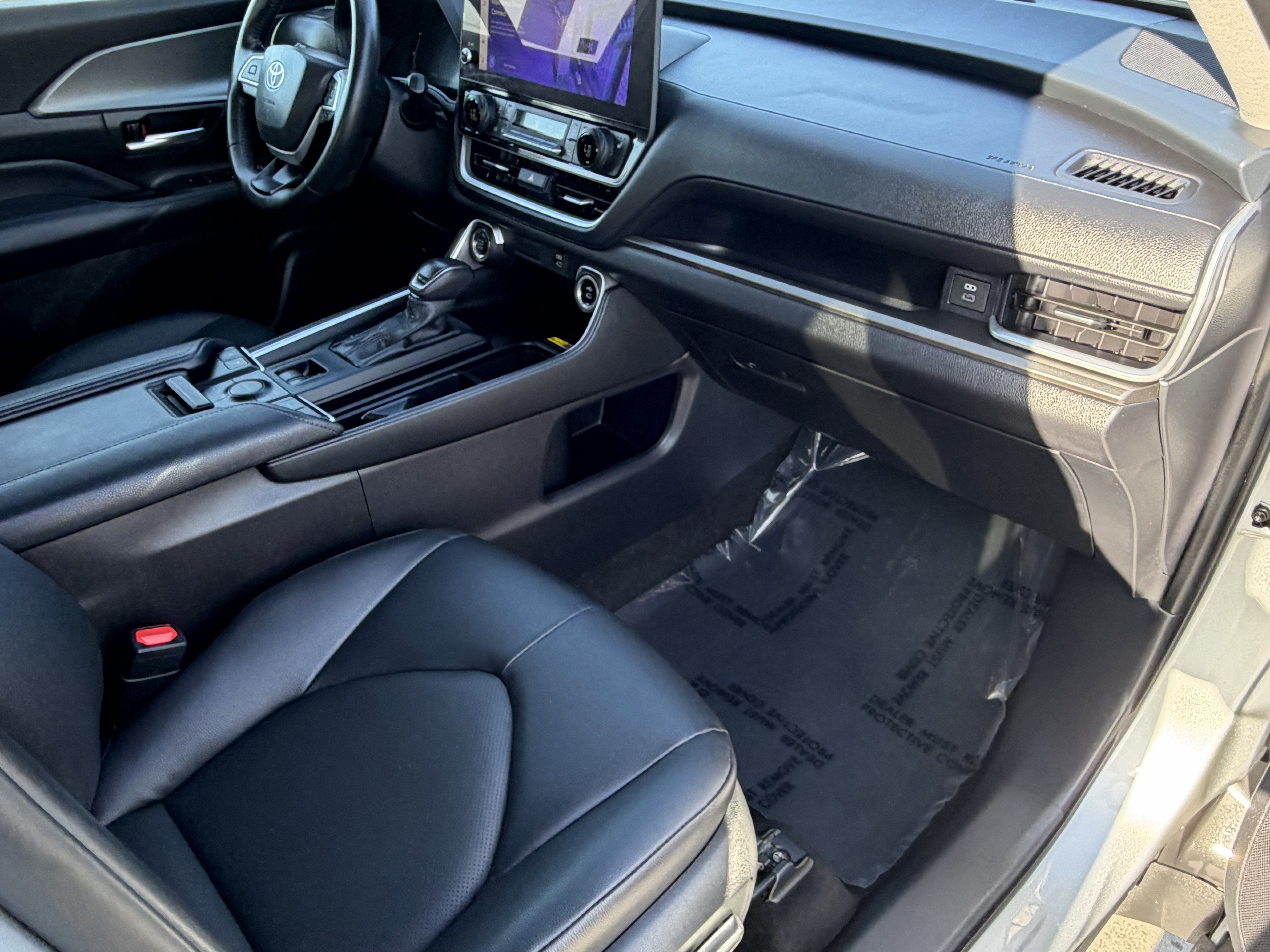Certified 2025 Toyota Grand Highlander AWD image 9