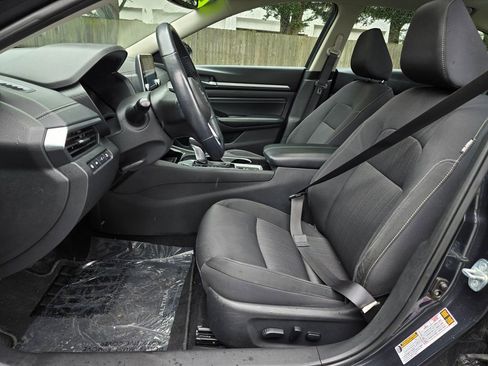 Used 2020 Nissan Altima 2.5 SV image 27