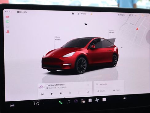 Used 2023 Tesla Model Y Long Range AWD/4WD image 15
