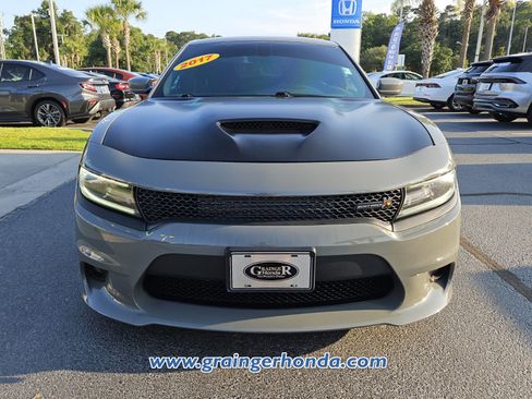 Used 2017 Dodge Charger R/T Scat Pack RWD image 8