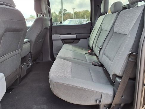 Used 2025 Ford F250 XLT image 17