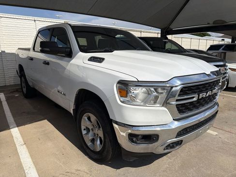 Used 2023 RAM 1500 Big Horn AWD/4WD image 2