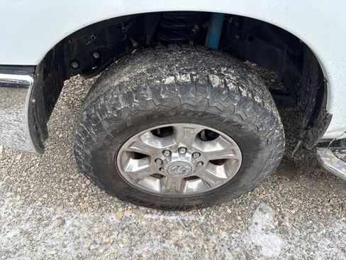 Used 2024 RAM 2500 Big Horn w/ Off Road Package image 6