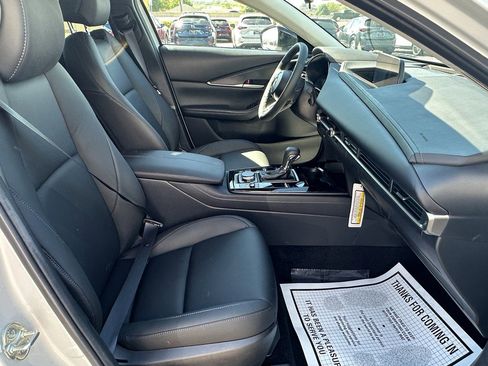 New 2025 MAZDA CX-30 AWD 2.5 S w/ Select Sport Pkg image 14