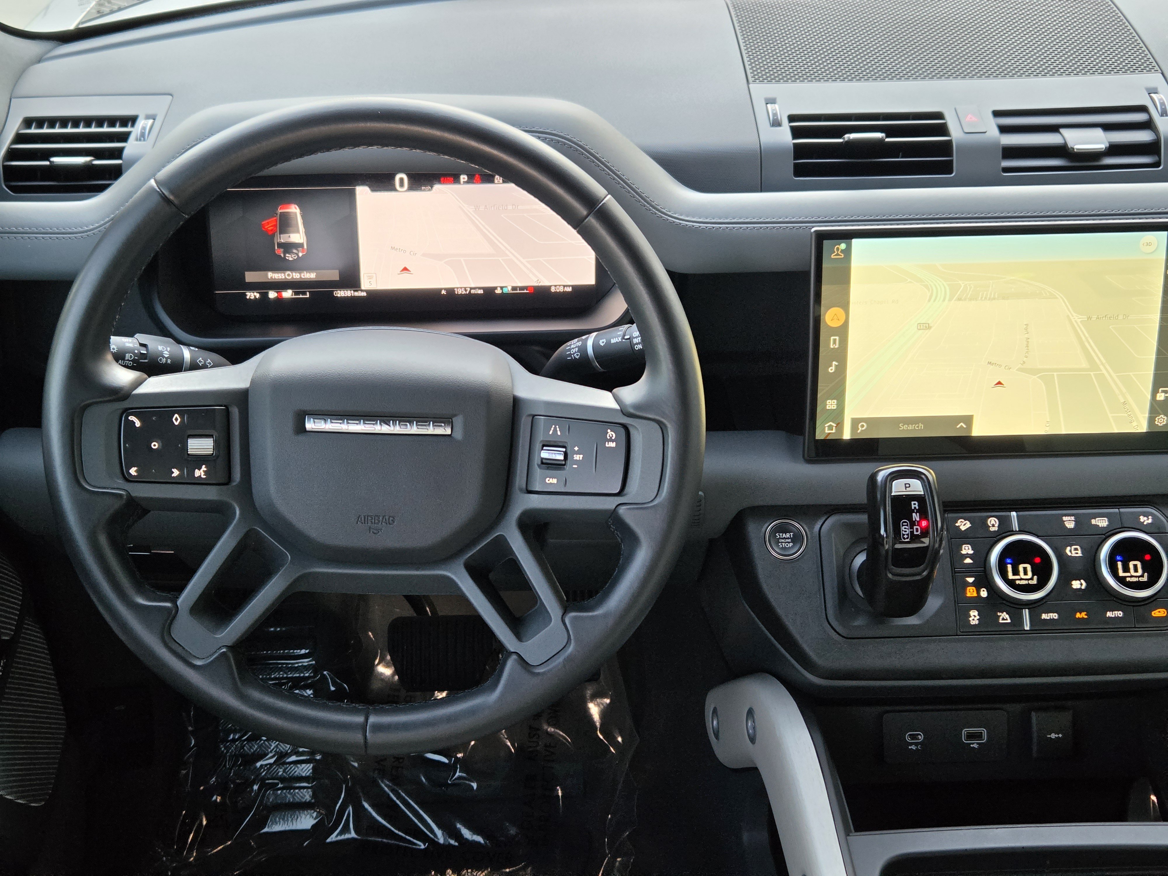 Certified 2023 Land Rover Defender 130 X-Dynamic SE AWD/4WD image 27