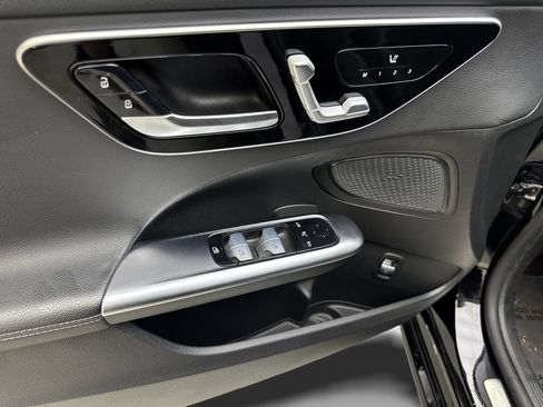 Used 2022 Mercedes-Benz C 300 4MATIC Sedan image 31