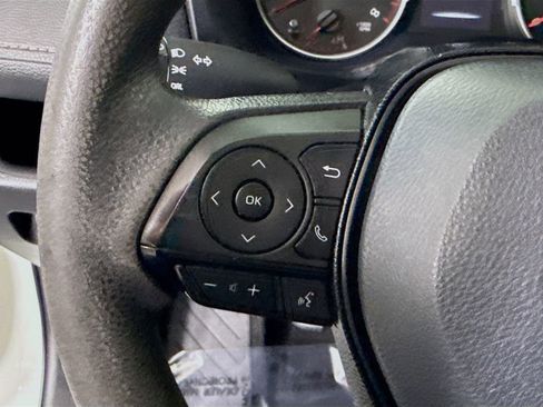 Used 2022 Toyota RAV4 LE image 20
