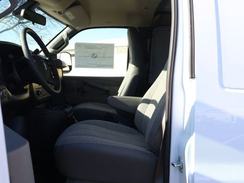 New 2026 Chevrolet Express 2500 w/ Driver Convenience Package image 14