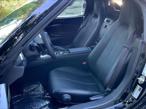 Used 2024 MAZDA MX-5 Miata Grand Touring image 16