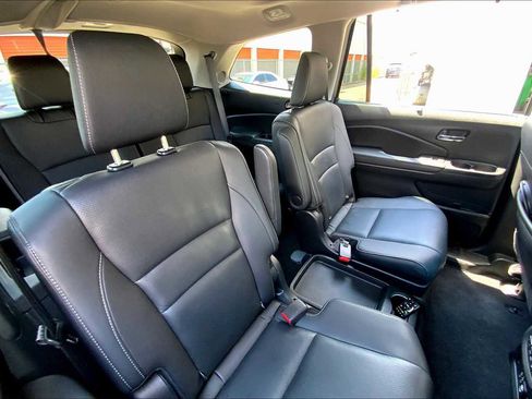 Used 2022 Honda Pilot Elite image 35