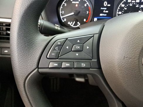 Used 2025 Nissan Altima 2.5 S FWD image 23